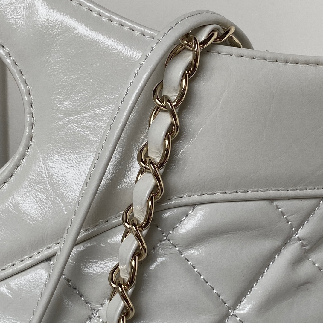 Calfskin Large 31 Chain Shoulder Bag Handbag AS1010 White